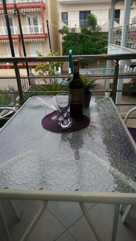 Vrasná Aimilias Family Apartments מראה חיצוני תמונה