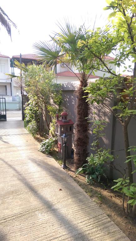 Vrasná Aimilias Family Apartments מראה חיצוני תמונה