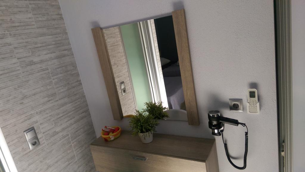 Vrasná Aimilias Family Apartments מראה חיצוני תמונה