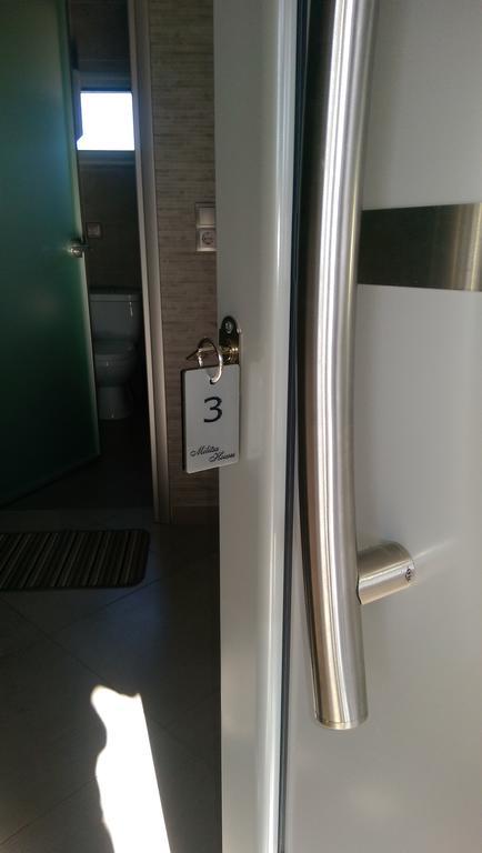 Vrasná Aimilias Family Apartments מראה חיצוני תמונה