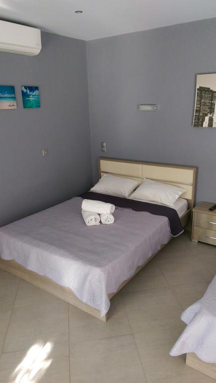 Vrasná Aimilias Family Apartments מראה חיצוני תמונה