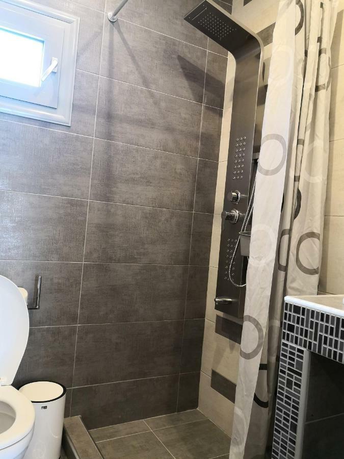 Vrasná Aimilias Family Apartments מראה חיצוני תמונה
