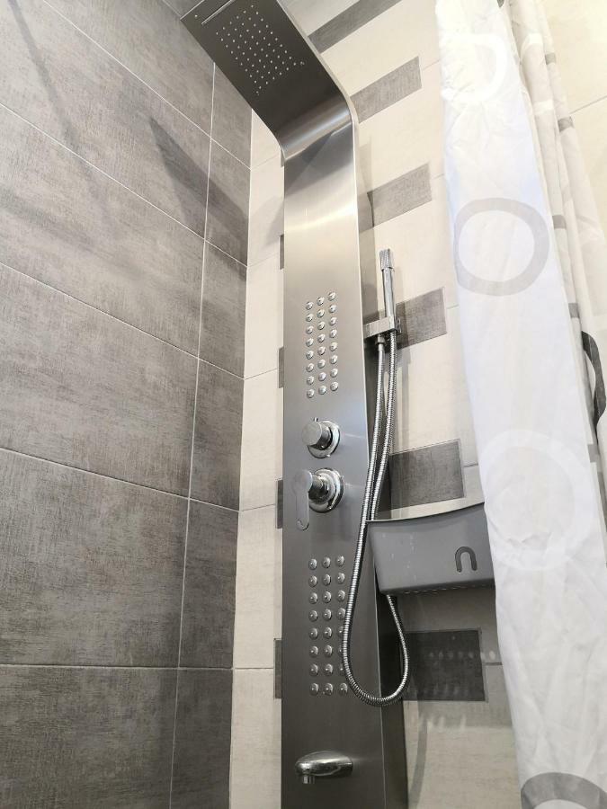 Vrasná Aimilias Family Apartments מראה חיצוני תמונה